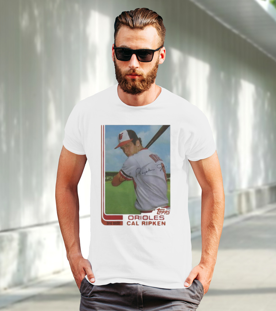 Cal Ripken Jr. Baltimore Orioles Baseball Card Topps MLB Signature Player T-Shirt