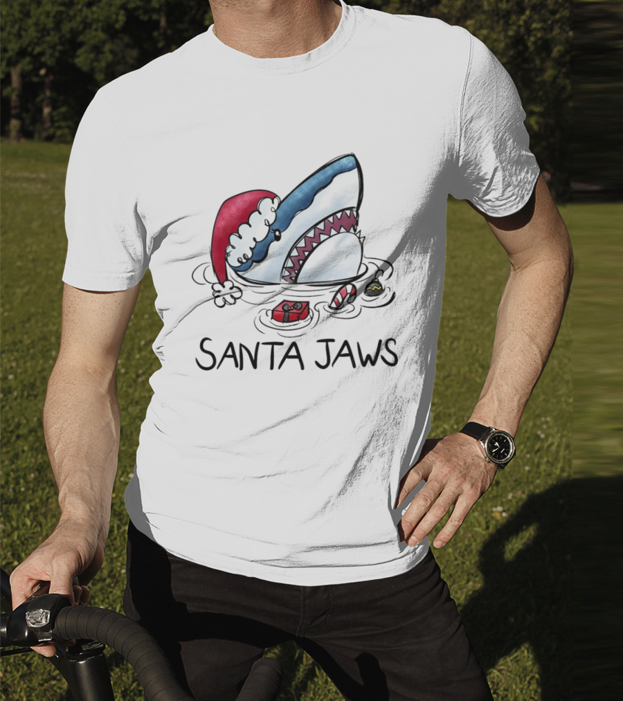Santa Jaws Funny Shark Christmas T-Shirt