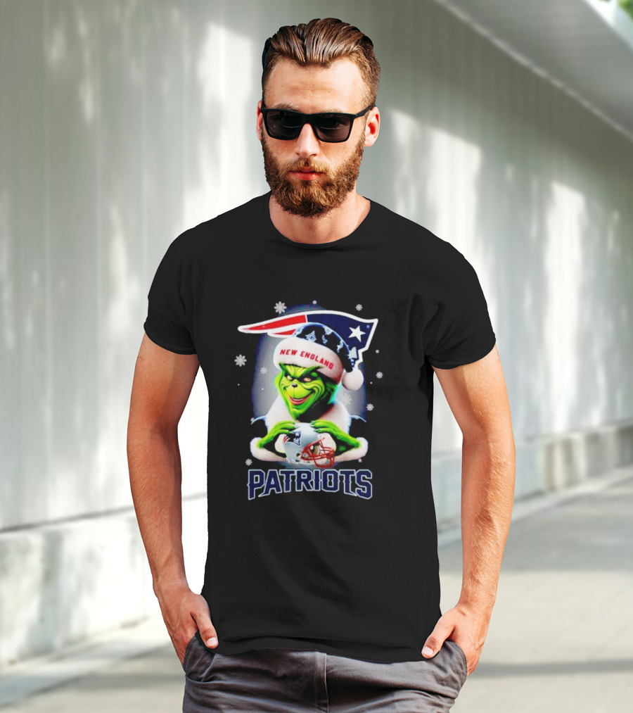 The Grinch Santa New England Patriots Christmas T-Shirt