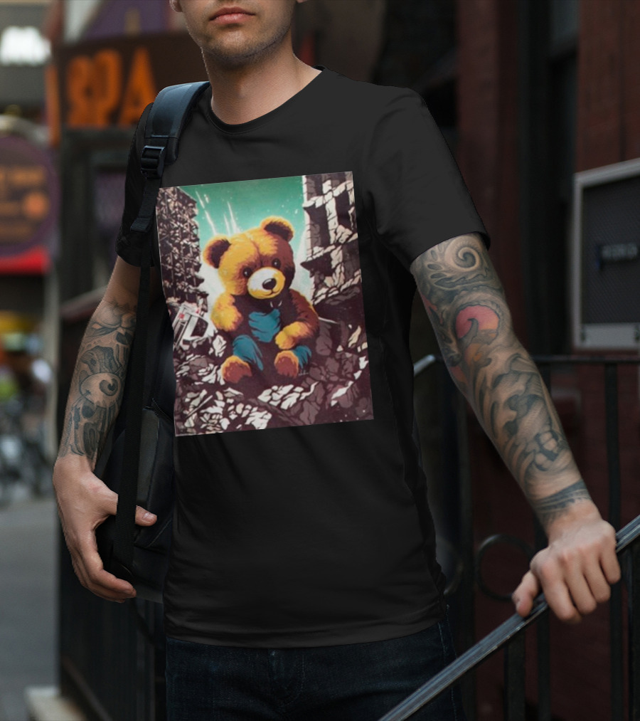 Ceasefire Now Teddy Bear In War-Torn Ruins T-Shirt