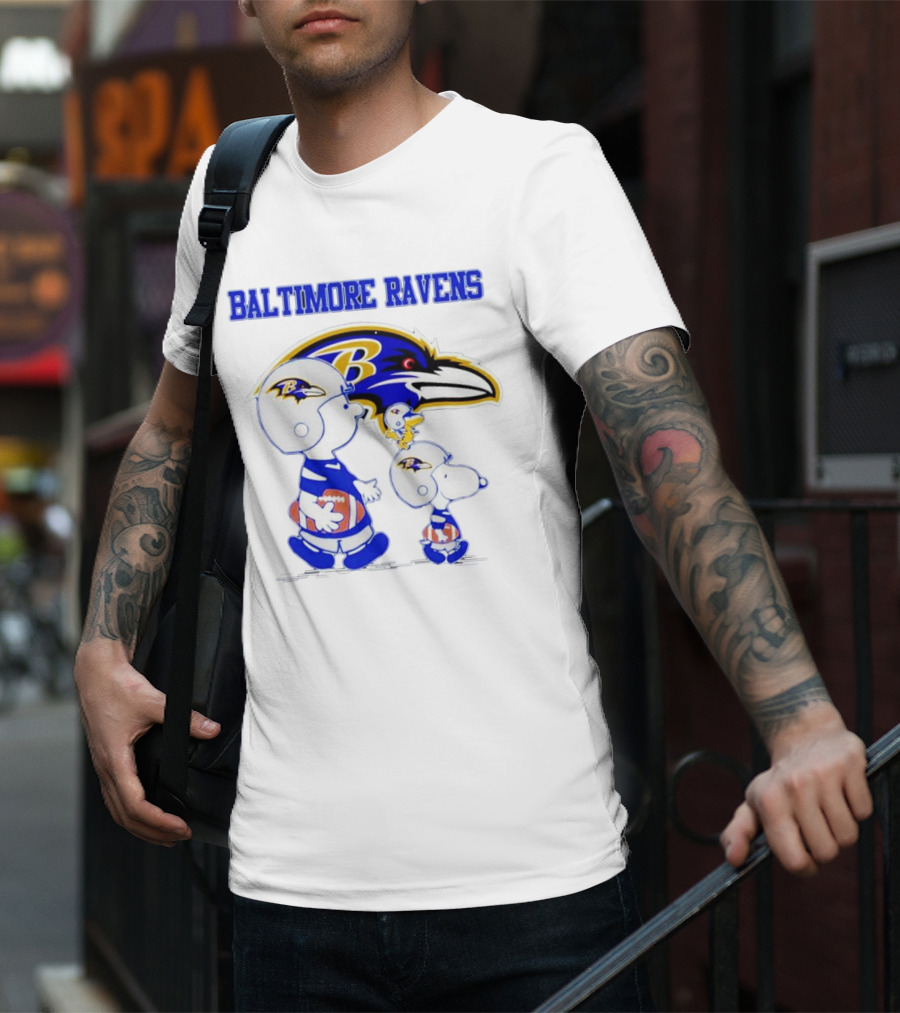 Baltimore Ravens Peanuts Snoopy And Woodstock Football Ravens T-Shirt