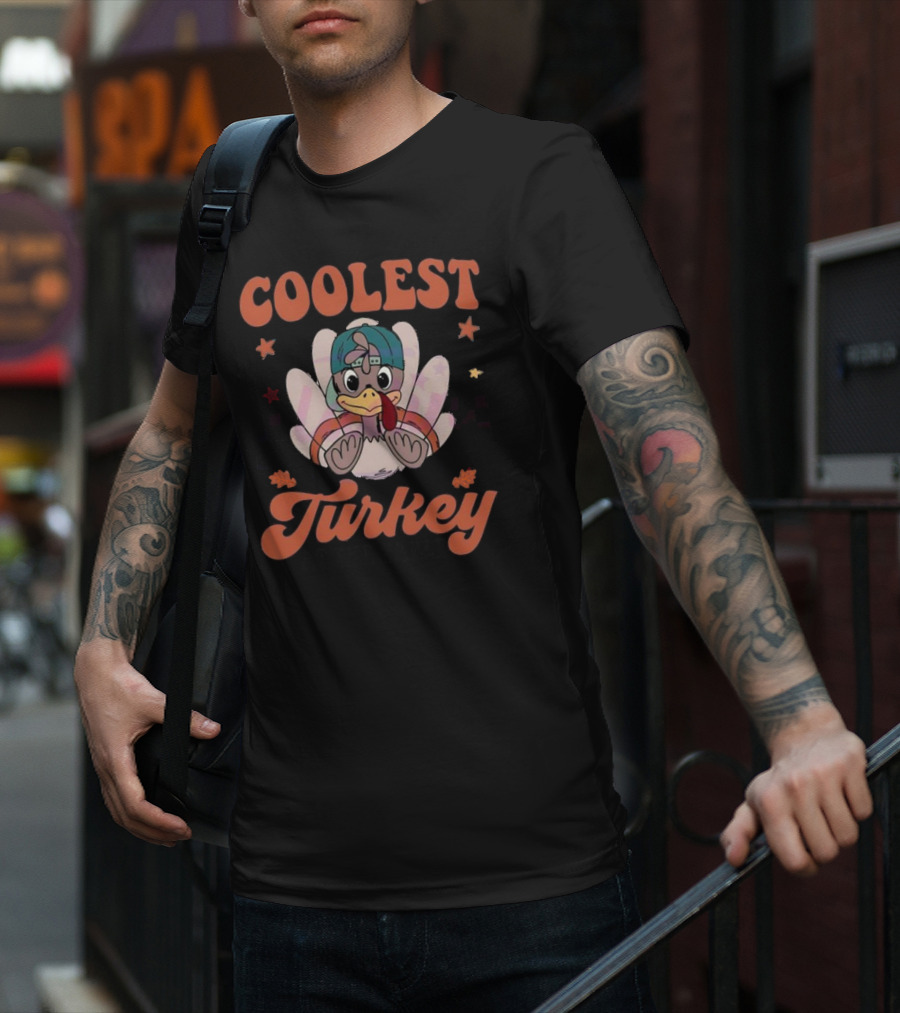 Coolest Turkey At The Table Vintage Cartoon Style With Cap And Stars Decor T-Shirt