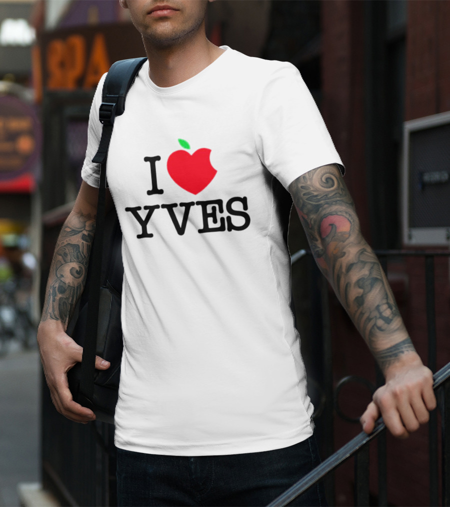 I Heart Apple Yves Red Apple T-Shirt