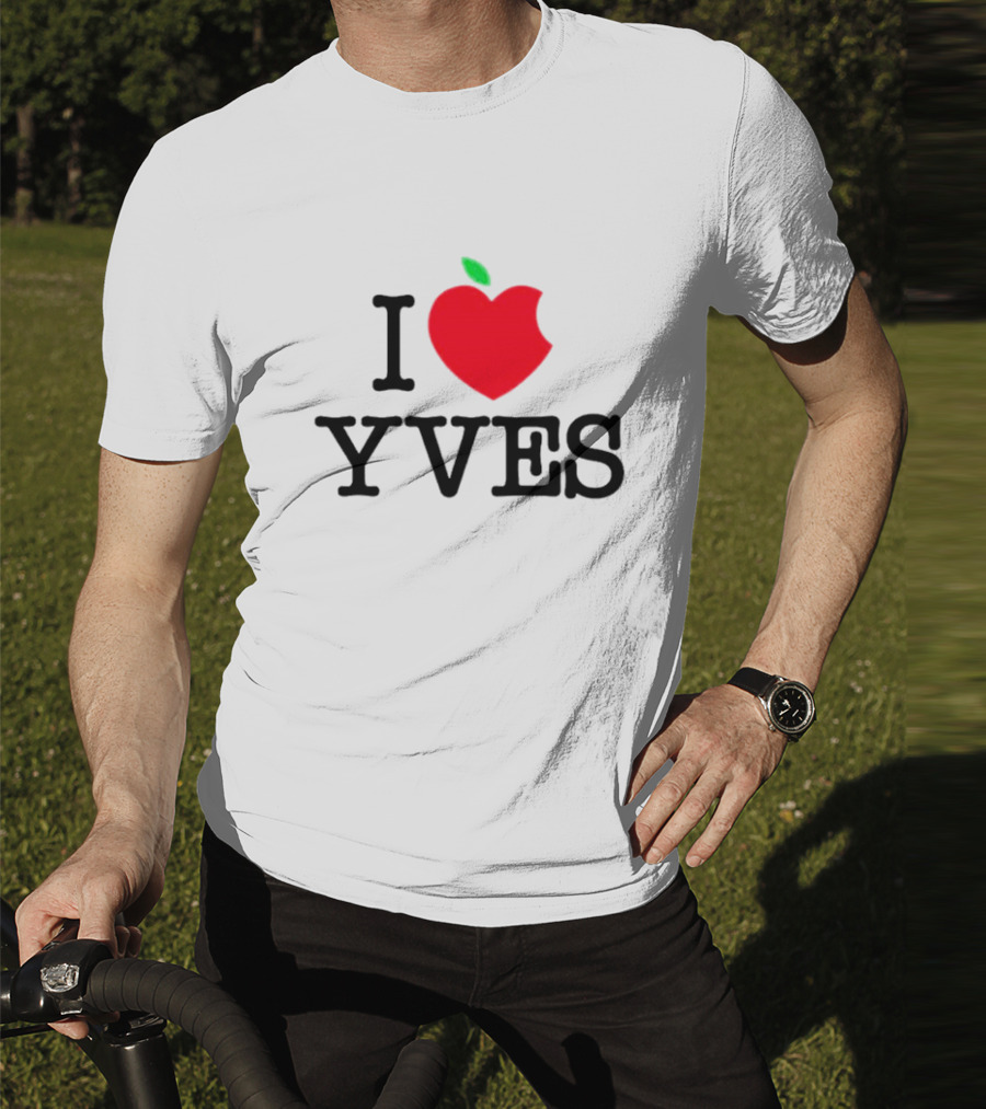 I Heart Apple Yves Red Apple T-Shirt