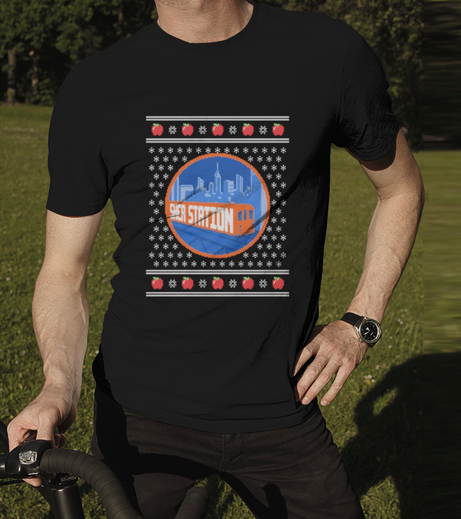 Shea Station New York Skyline Subway Snowflakes Apples T-Shirt