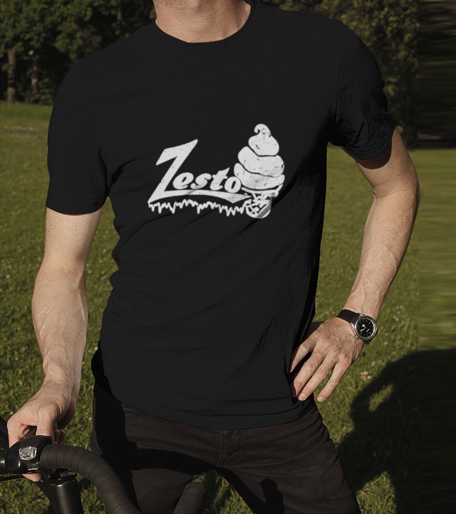 Zesto Ice Cream Drive In Restaurant Vintage T-Shirt