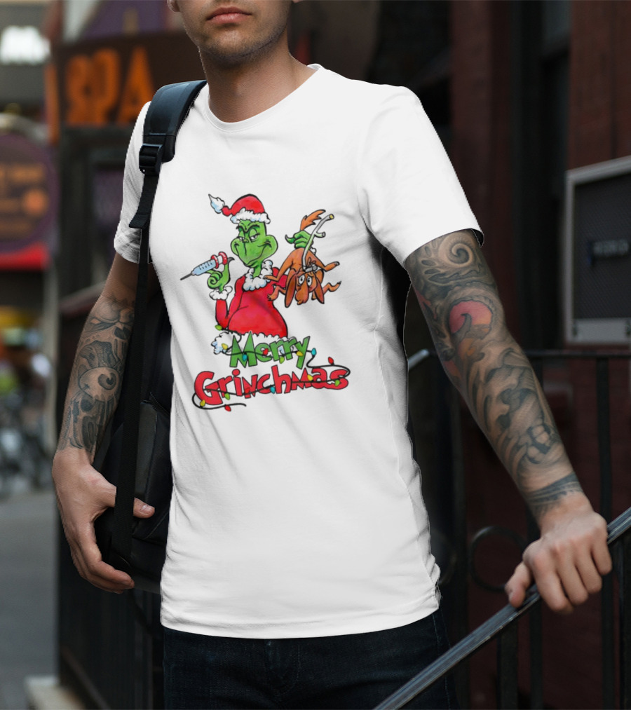 Merry Grinchmas Nurse Christmas Grinch With Syringe And Reindeer Dog T-Shirt