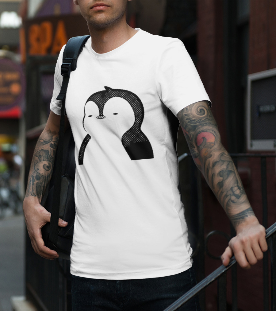 Luca Netz Penguin Chic Noir T-Shirt