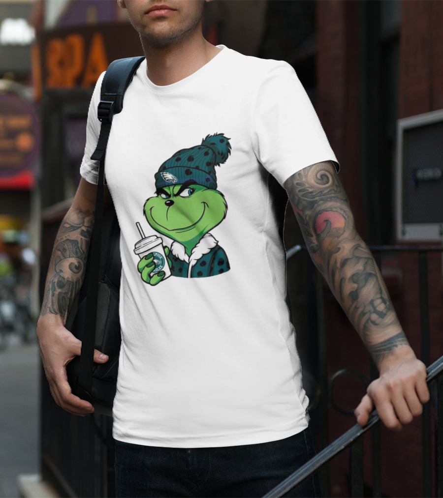 Grinch Holding Cup Wearing Philadelphia Eagles Beanie T-Shirt