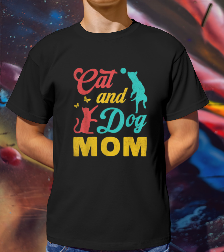Cat And Dog Mom Vintage Mothers Day Cat Dog Lover Mama T-Shirt