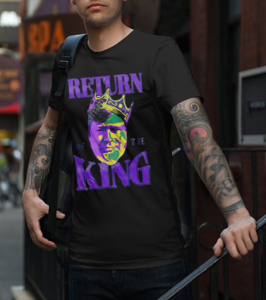 Mintzy Return Of The King Vibrant Portrait With Crown T-Shirt
