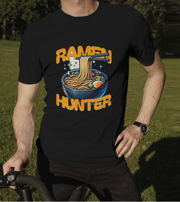 Ramen Hunter Noodles Chopsticks Bowl T-Shirt