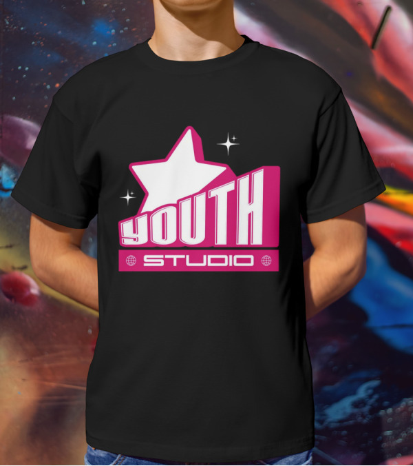 Youth Studio Magenta Y2k Streetwear T-Shirt