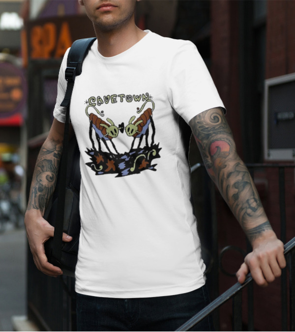Cavetown Bug Lovin Alien Insects With Heart Connection T-Shirt