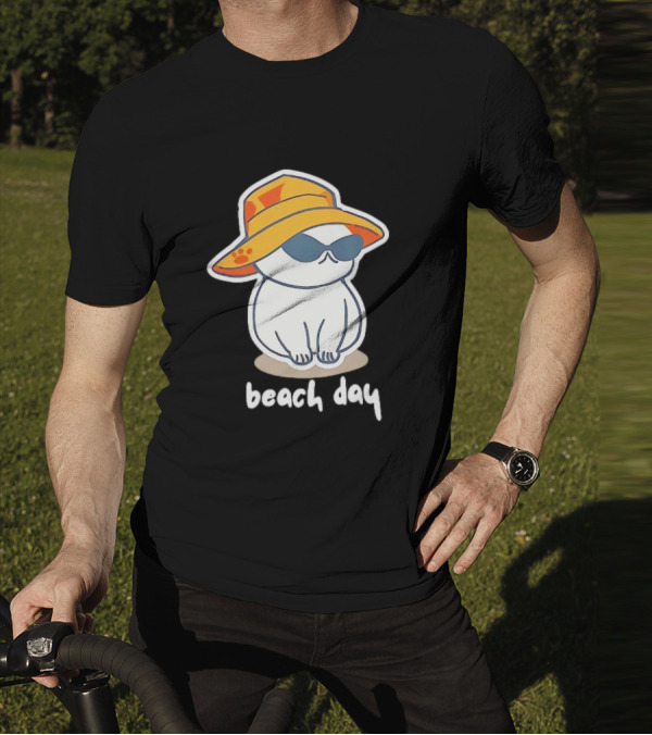 Cat Relaxing In Sunglasses And Hat For A Beach Day T-Shirt