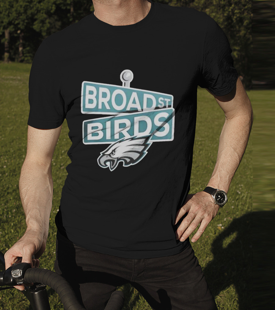Philadelphia Eagles Broad St Birds Logo NFL Merchandising T-Shirt