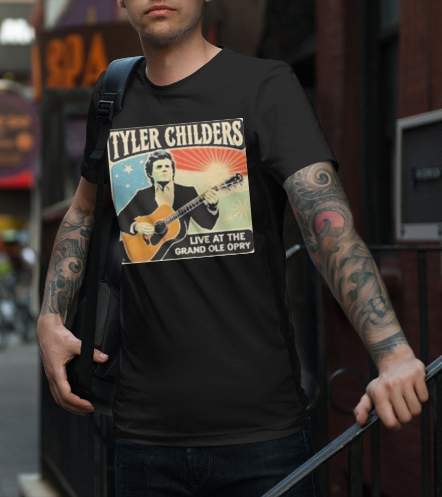 Tyler Childers Live Performance With Guitar At The Grand Ole Opry Iconic Event T-Shirt