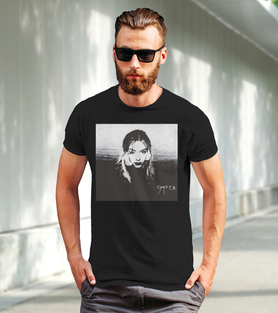 Eileen Alister The Alister E.A. Monochrome T-Shirt