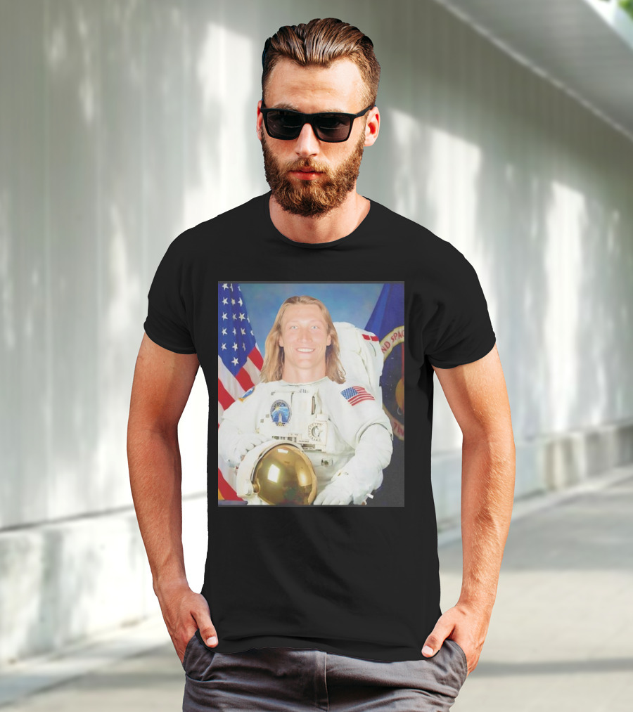 Trevor Lawrence Jacksonville Jaguars Win A Game Or Go To The Moon Astronaut USA Flag T-Shirt