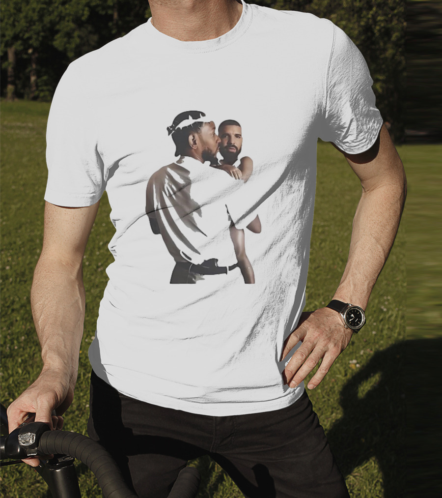 Kendrick Lamar Carrying Drake Rapper Stars Funny Image T-Shirt