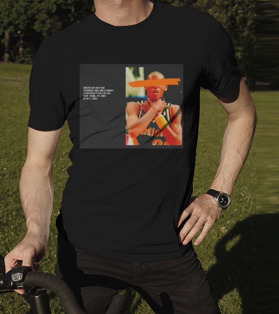 Reggie Miller Choke Gesture MSG 4 Pennsylvania Plaza June 1 1994 T-Shirt