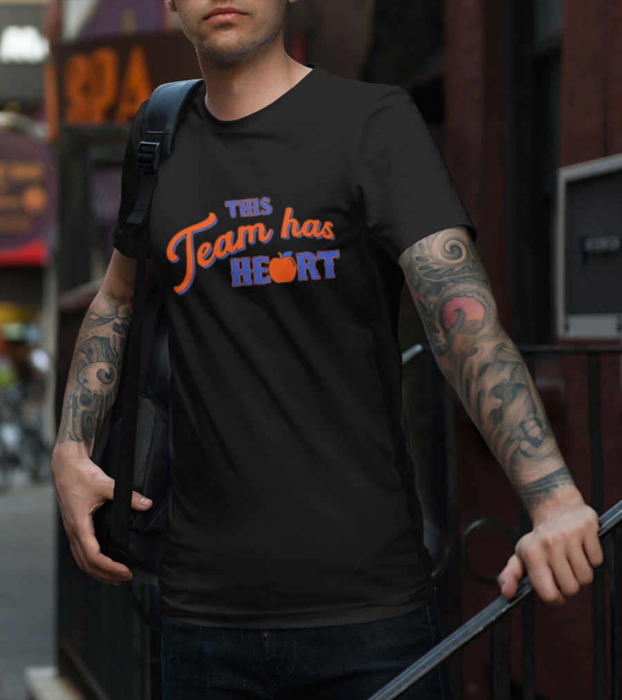 This Team Has Heart New York Mets Apple T-Shirt