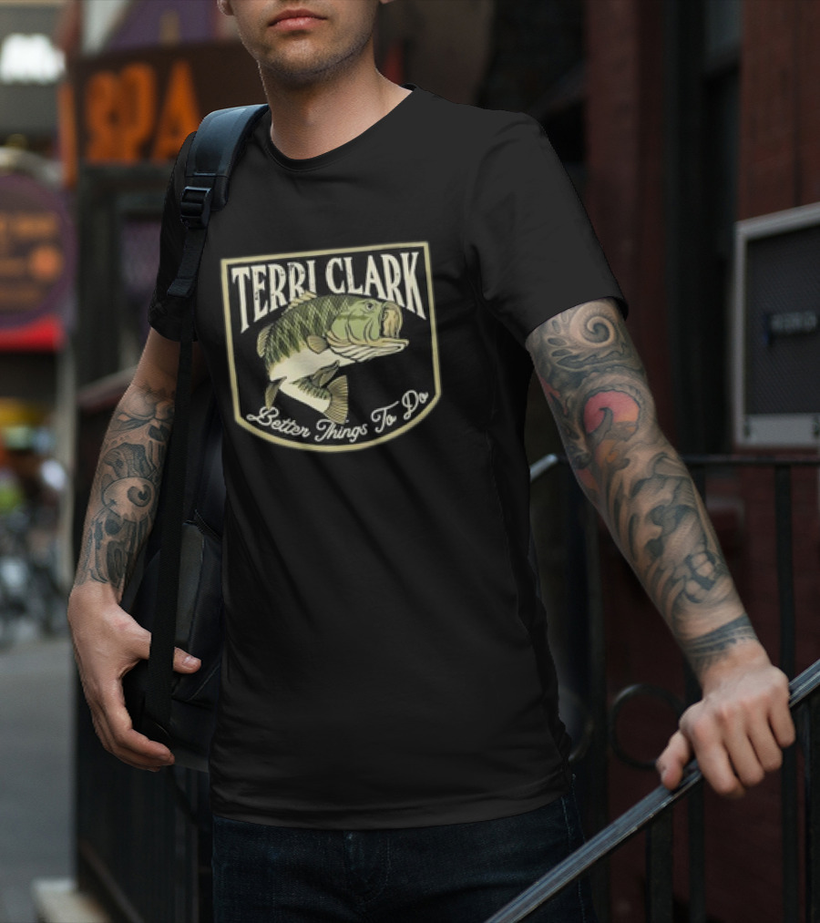 Terri Clark Better Things To Do Fish Badge T-Shirt