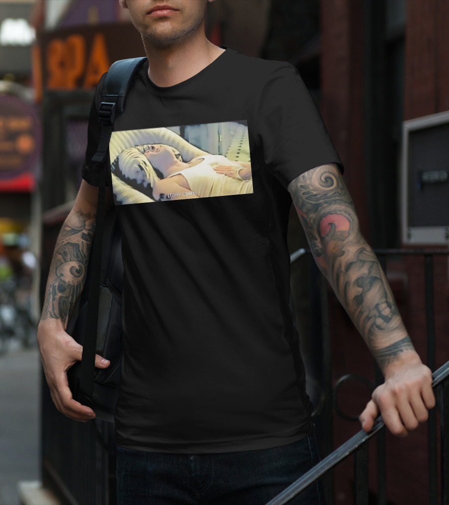 Tony Cums Retro Vintage Scene T-Shirt