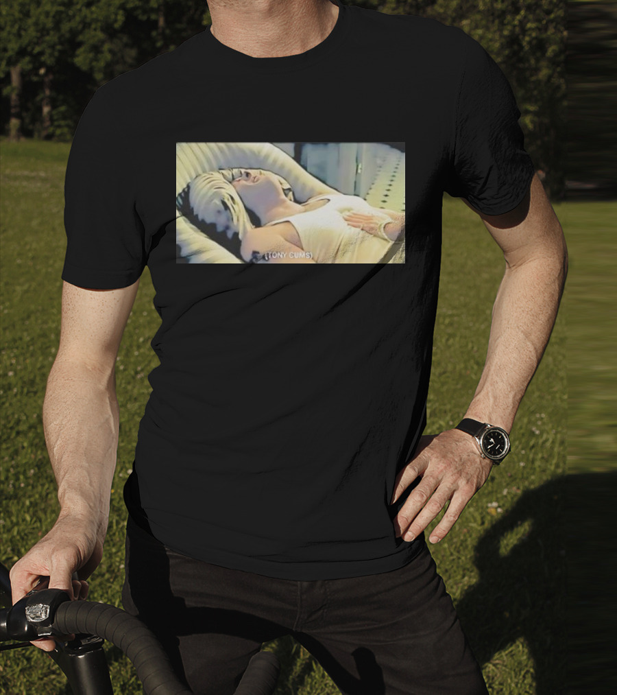 Tony Cums Retro Vintage Scene T-Shirt