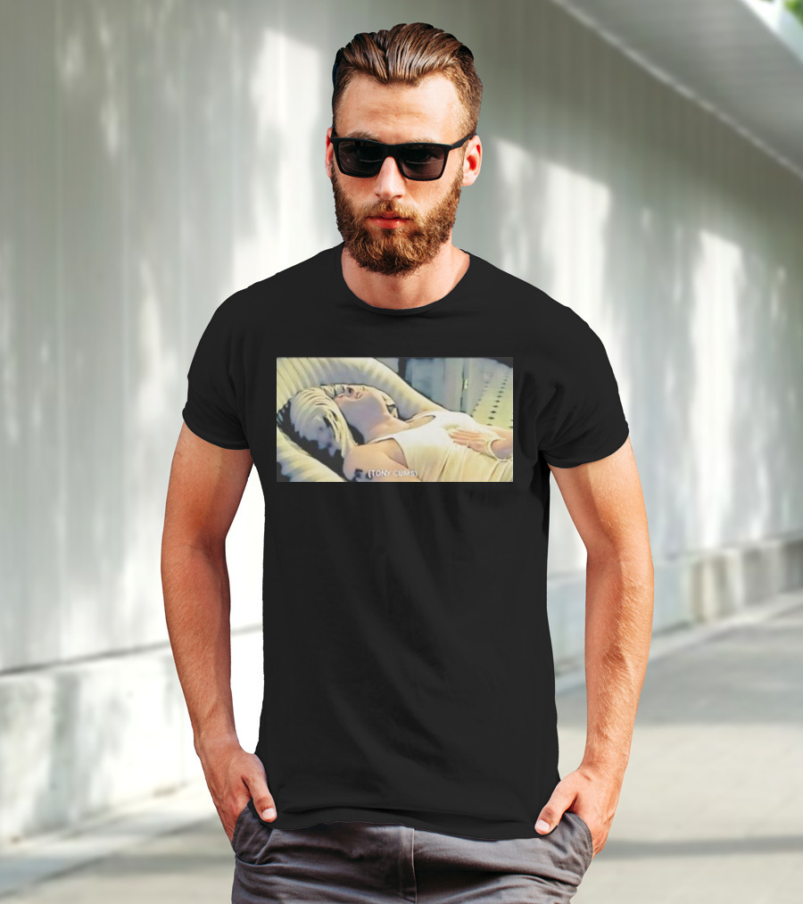 Tony Cums Retro Vintage Scene T-Shirt