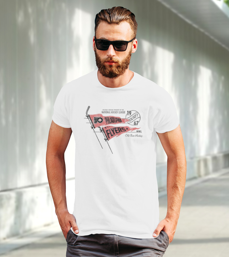 Philadelphia Flyers NHL 1967 Old Time Hockey Licensed Product T-Shirt