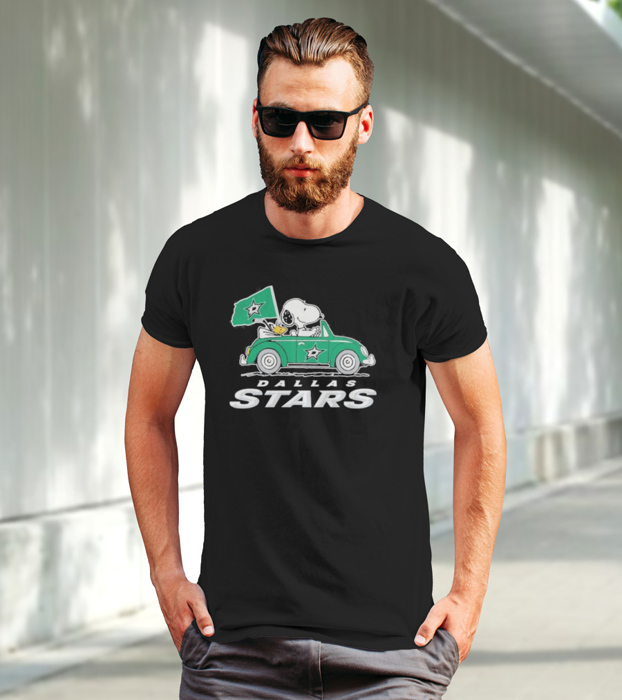 Snoopy And Woodstock Driving Green Car With Dallas Stars Flag T-Shirt