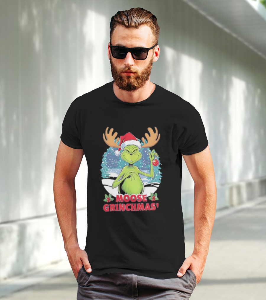Moose Grinchmas Christmas Grinch Santa Hat Snowflakes T-Shirt