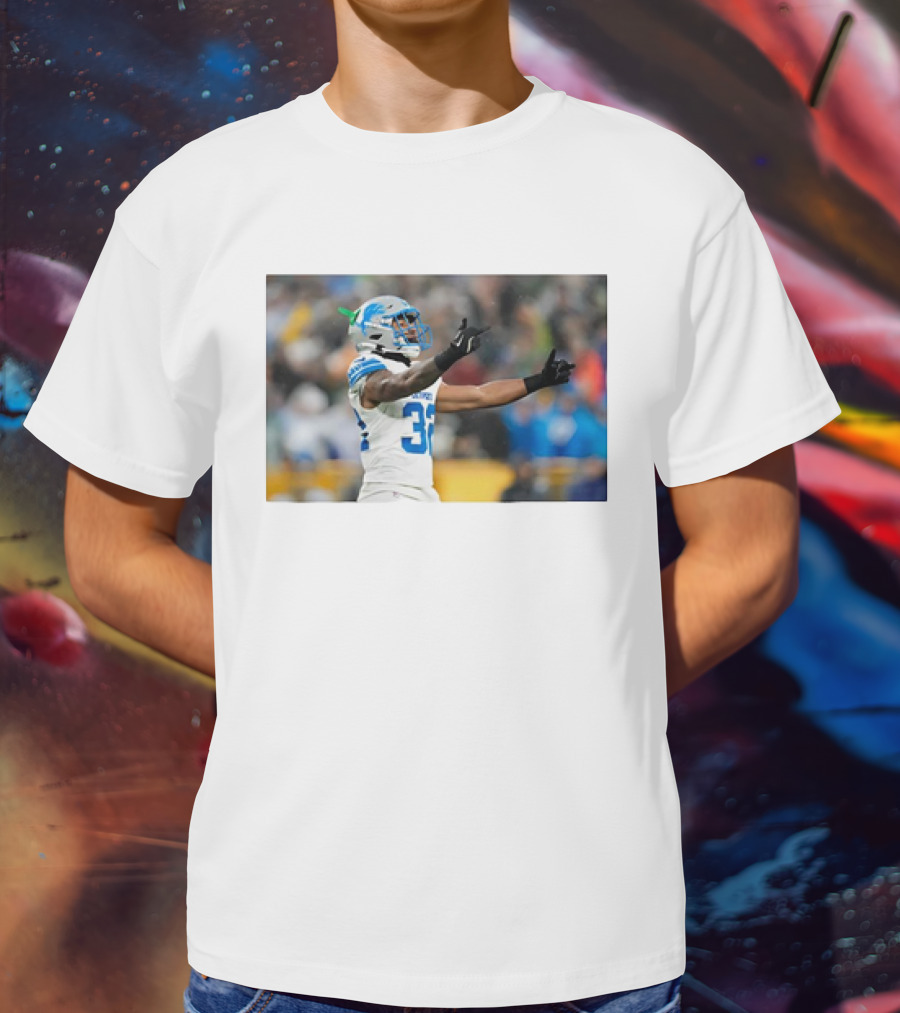 Brian Branch Lions Number 32 Gesture Towards Packers Crowd T-Shirt