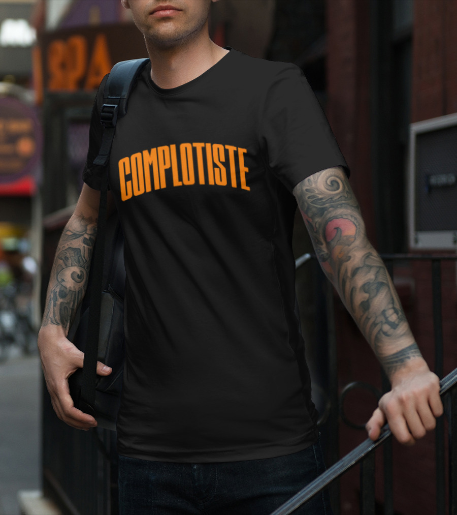 Complotiste Bold Text Booba Merch T-Shirt