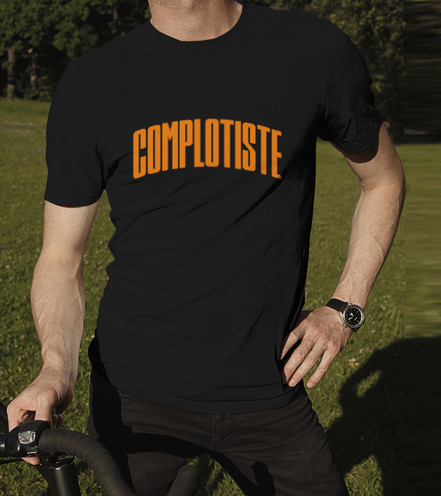 Complotiste Bold Text Booba Merch T-Shirt