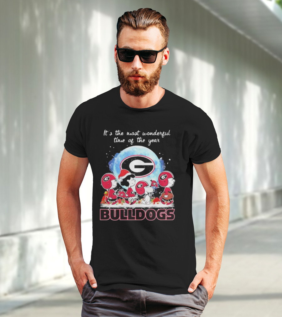 It's The Most Wonderful Time Of The Year Peanuts Characters Georgia Bulldogs T-Shirt