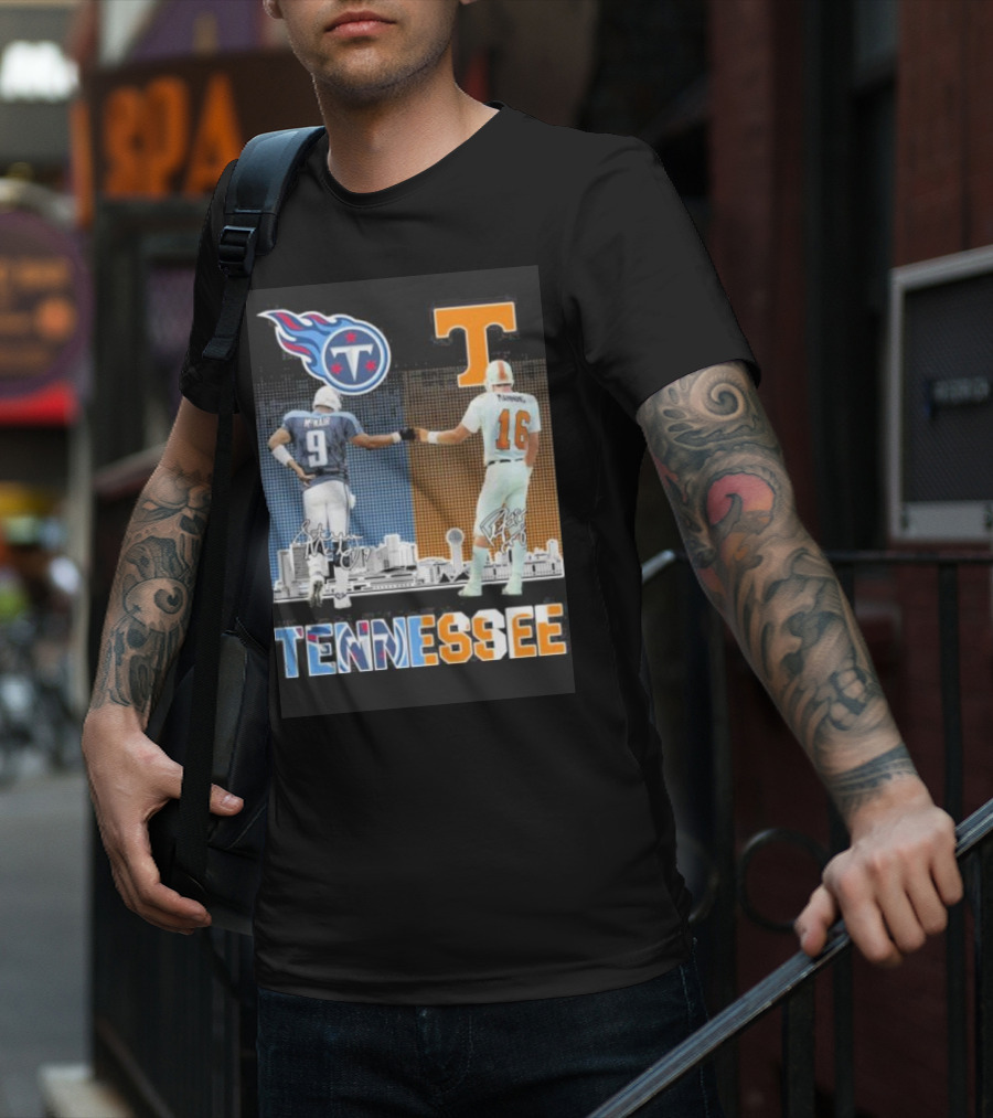 Tennessee Titans Steve McNair Peyton Manning Volunteers Skyline T-Shirt