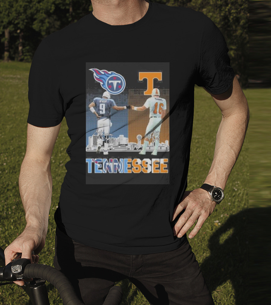 Tennessee Titans Steve McNair Peyton Manning Volunteers Skyline T-Shirt