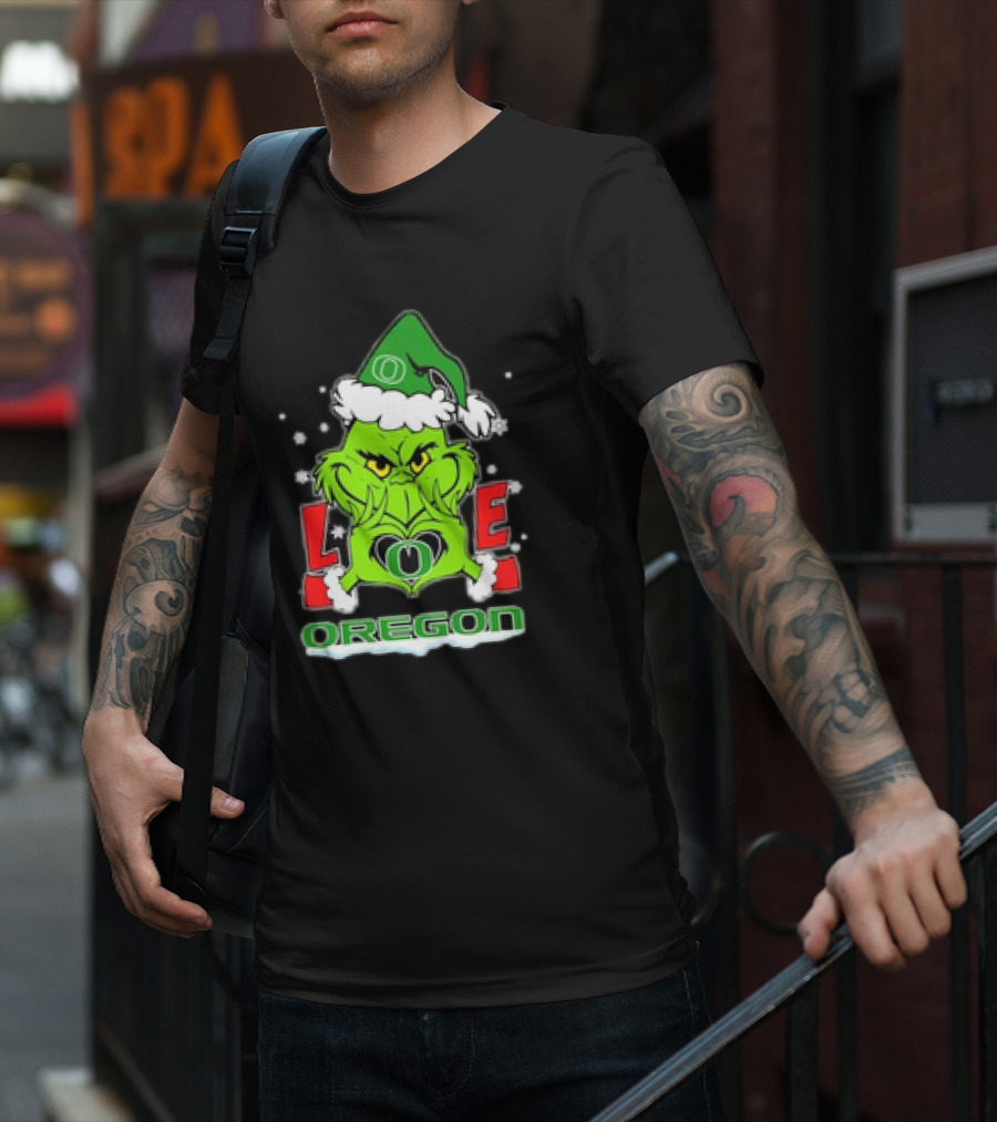 Grinch Hand Love Oregon Ducks Christmas Santa Hat Snowflakes T-Shirt