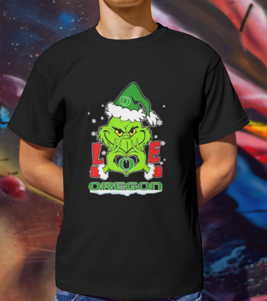 Grinch Hand Love Oregon Ducks Christmas Santa Hat Snowflakes T-Shirt