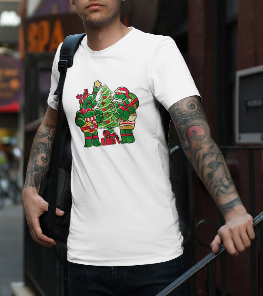 Cozy Xmas Teenage Mutant Ninja Turtles Christmas Tree Decorating Scene T-Shirt