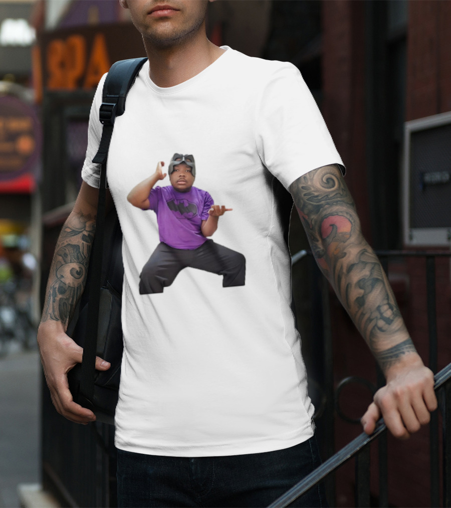 Darius Tiktok Autism Irisa Classic Batman Mask And Pose T-Shirt