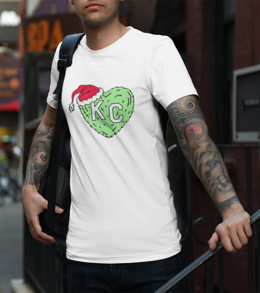 Grinch KC Heart Christmas Santa Hat T-Shirt