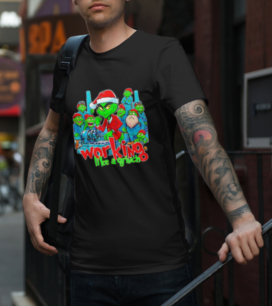 Working Like A Grinch Christmas Mechanic Santa Hat Crew T-Shirt