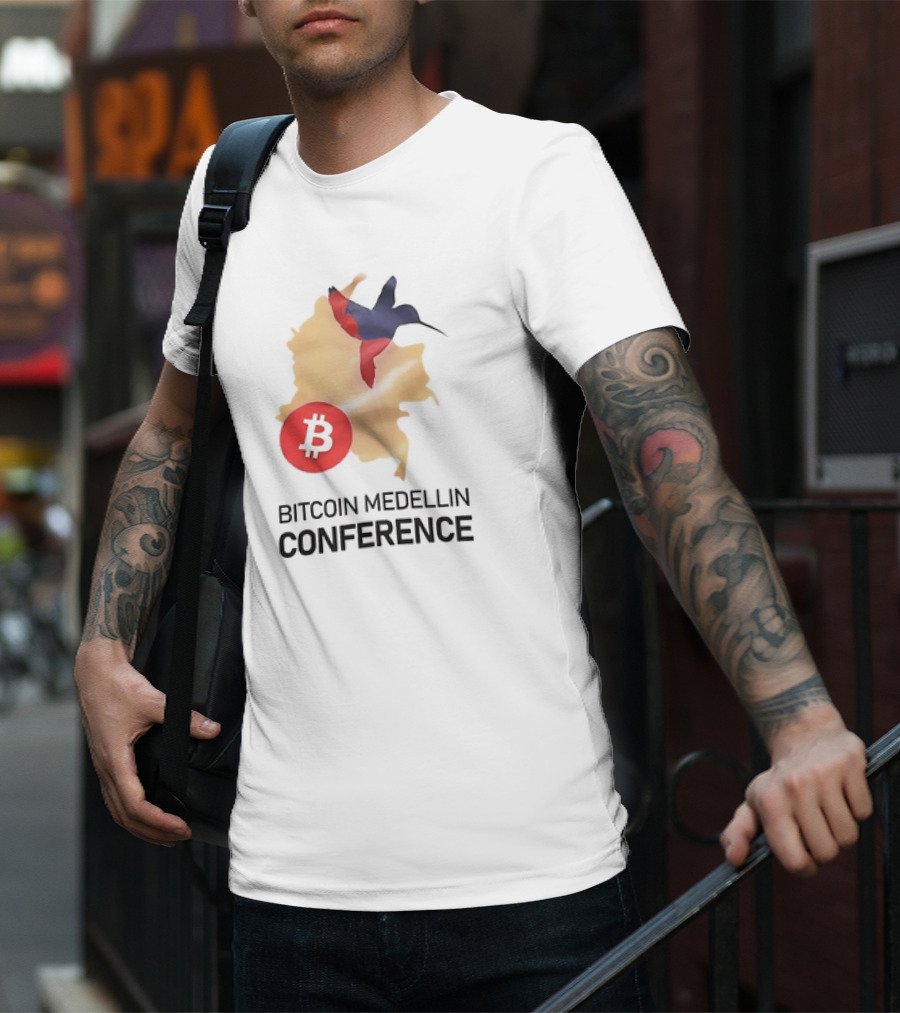 Bitcoin Medellin Conference Colombia Map Hummingbird T-Shirt