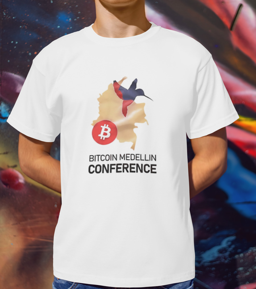 Bitcoin Medellin Conference Colombia Map Hummingbird T-Shirt
