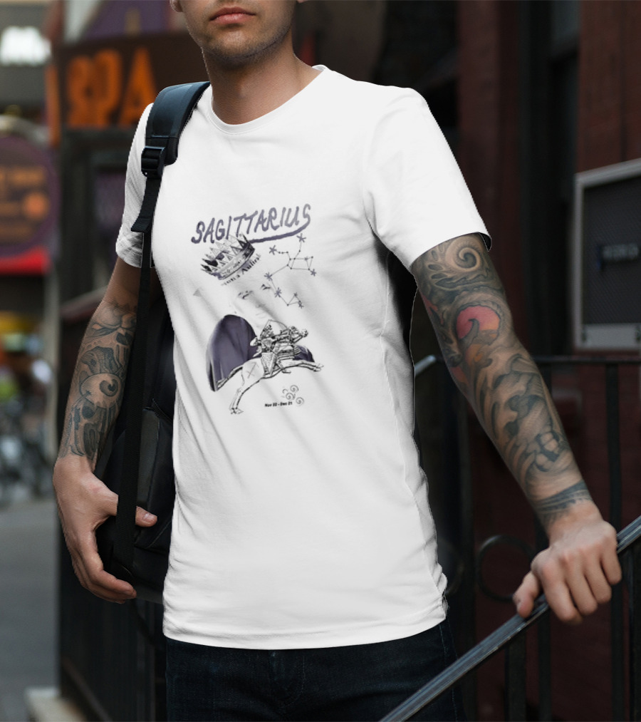 Sagittarius Vintage Crown Constellation Nov 22–Dec 21 T-Shirt
