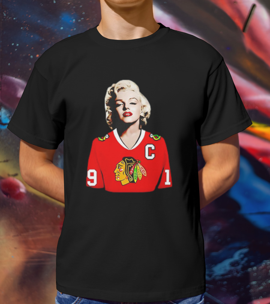 Marilyn Monroe Chicago Blackhawks Jonathan Toews Jersey T-Shirt