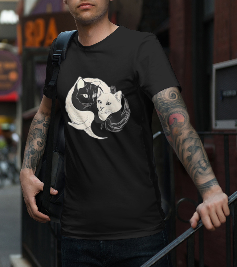 Yin Yang Cats Black And White Circle Harmony T-Shirt
